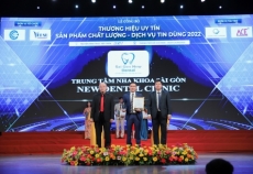 trung tam nha khoa sai gon new dental clinic   vinh du nhan cup va chung nhan  top 10   thuong hieu uy tin san pham chat luong dich vu tin dung 2022 