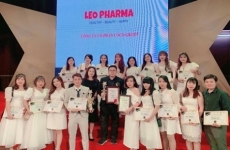 sau nhieu no luc leo pharma cua coco group chinh thuc duoc vinh danh top 10 thuong hieu danh tieng viet nam 2020