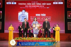 doanh nhan tam tai 2023  ms  nina tran   hieu truong   founder giam doc dieu hanh dazzling academy