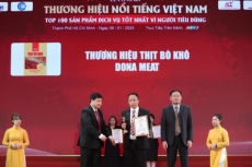 thit bo kho dona meat cua cong ty co phan xuat nhap khau thao nguyen foods vinh du nhan giai thuong  top 100   san pham dich vu tot nhat vi nguoi tieu dung nam 2023 