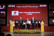 hp group   vinh du nhan danh hieu top 10  thuong hieu noi tieng viet nam 2023 