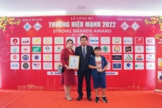  cong ty tnhh qua tang phong thuy huynh long vinh du don nhan giai thuong top 10 thuong hieu manh dat viet nam 2023 