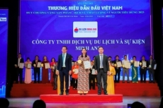 du lich minh anh xuat sac dat huy chuong vang san pham dich vu chat luong vi nguoi tieu dung nam 2023  chuong trinh thuong hieu dan dau viet nam 2023   vietnam leading brands 2023   lan thu x 