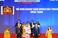 ho kinh doanh tram huong nha trang hung thinh vinh du nhan giai thuong top 10 thuong hieu dan dau viet nam 2024