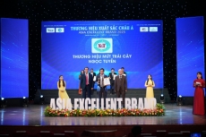 th   ng hi u b  nh m  t ng  c tuy  n vinh d  nh  n gi   i th    ng top 30 th   ng hi u xu  t s  c ch u    2025