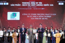 nhua nguyen tan vinh du don nhan giai thuong   thuong hieu uy tin   chat luong quoc gia 2023   lan thu ix 