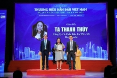 ba ta thanh thuy vinh du nhan giai thuong  doanh nhan tieu bieu viet nam 2023 