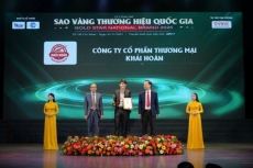 kh   i ho n    h nh tr nh g n gi   gi  t n  c m   m truy  n th ng ph   qu c