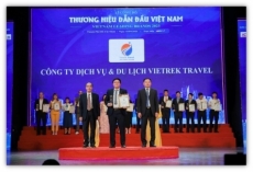 vietrek travel va  ha nh tri nh de n  top 10 thuong hieu dan dau viet nam 2023 